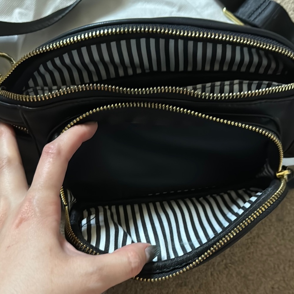 Miss Fong Black Belt Bag/Fanny - Picture 3 of 11